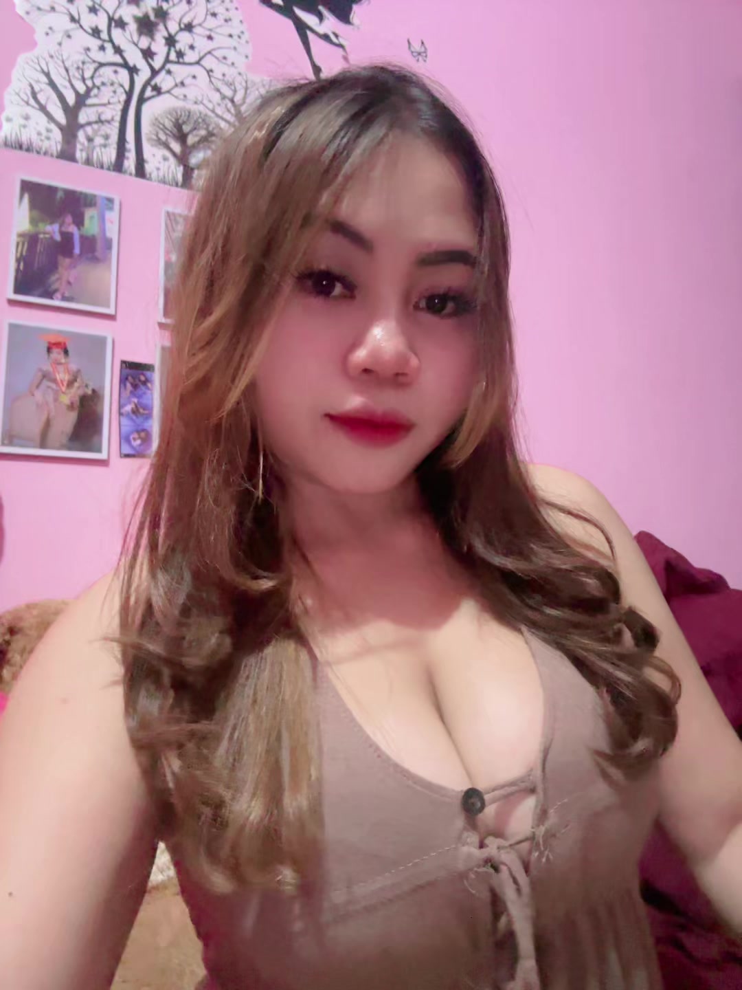 @Adeliskaaa.