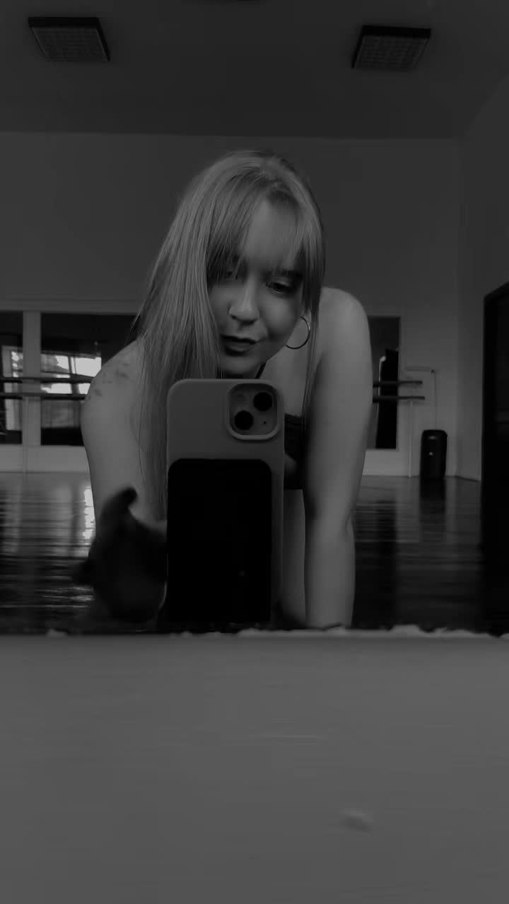 @AlyaDnc