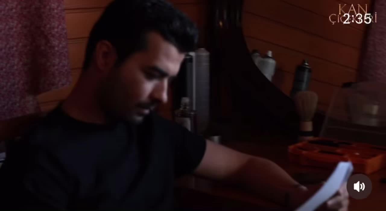 @Ayah Ozan