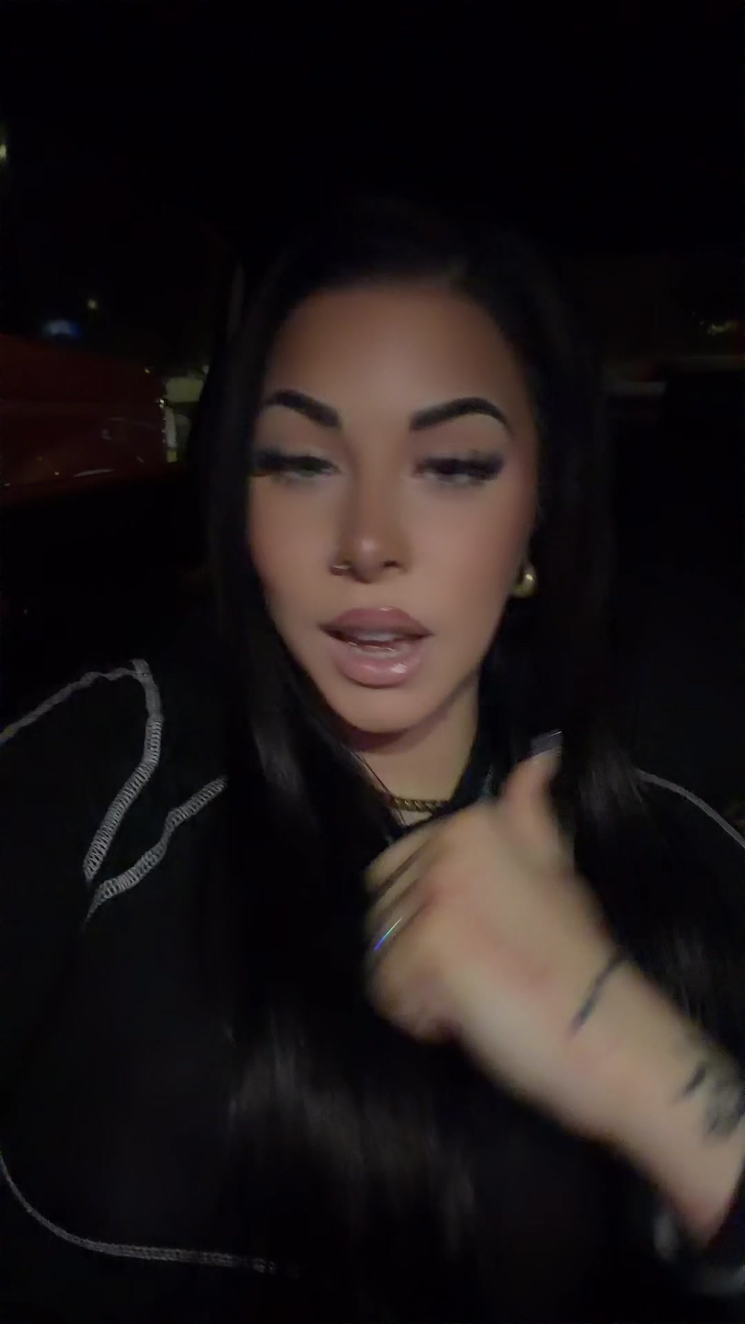 @𝑔 𝒽𝑒𝓃𝒹𝓇𝒾𝓍 🖤