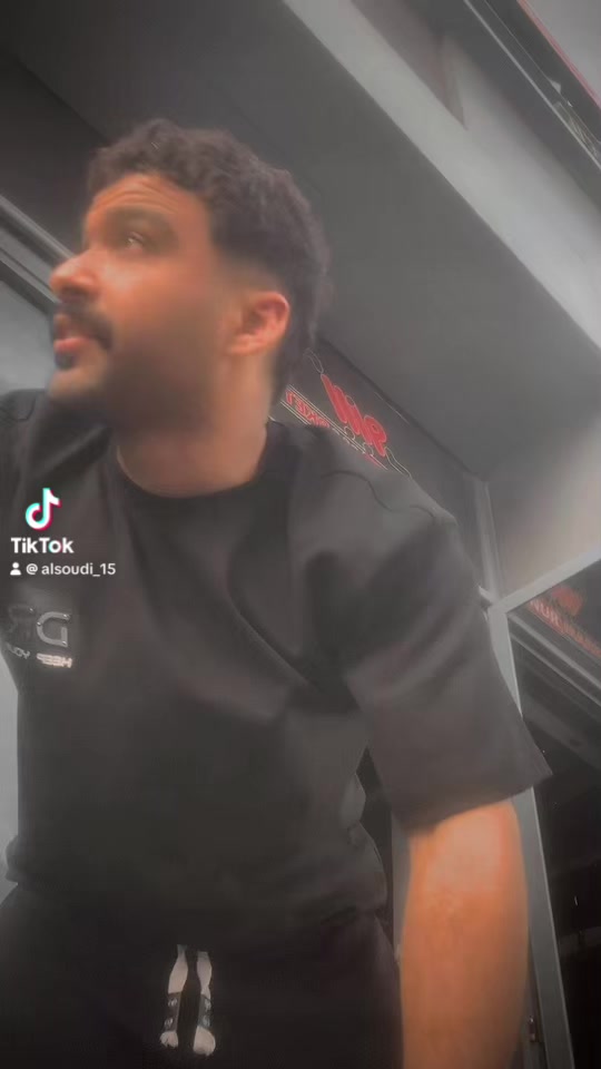 @حَـفِـْـيــدْ الأَكَابِْر🇸🇦