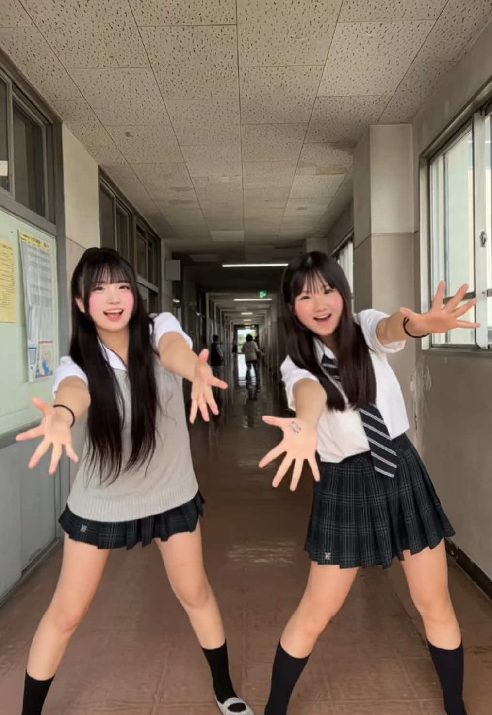 @Ayana(17)
