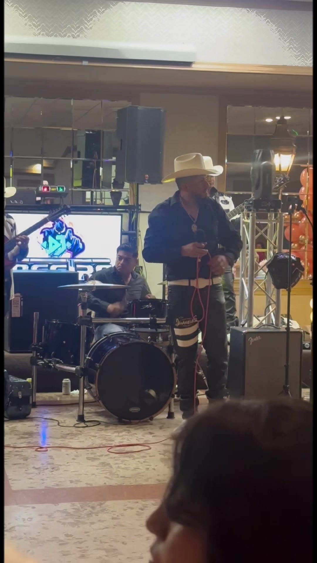 @José Sotelo