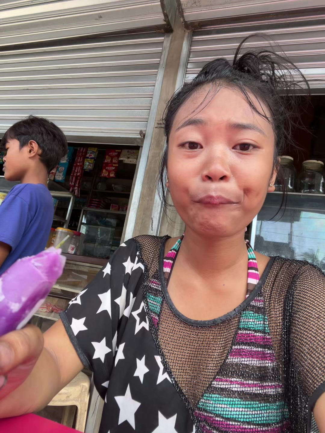 @Ainie