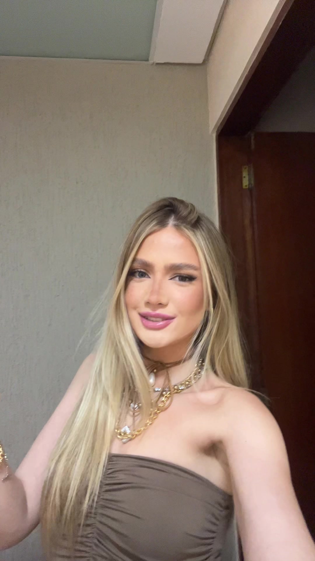 @&Egrave;rika Ferreira