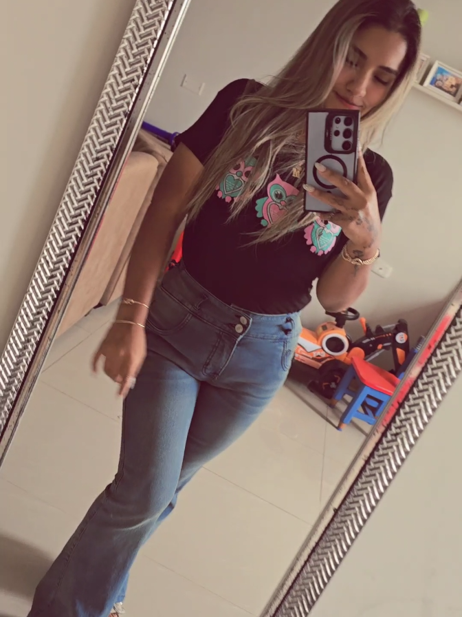@Alexandra Laurent 🎀