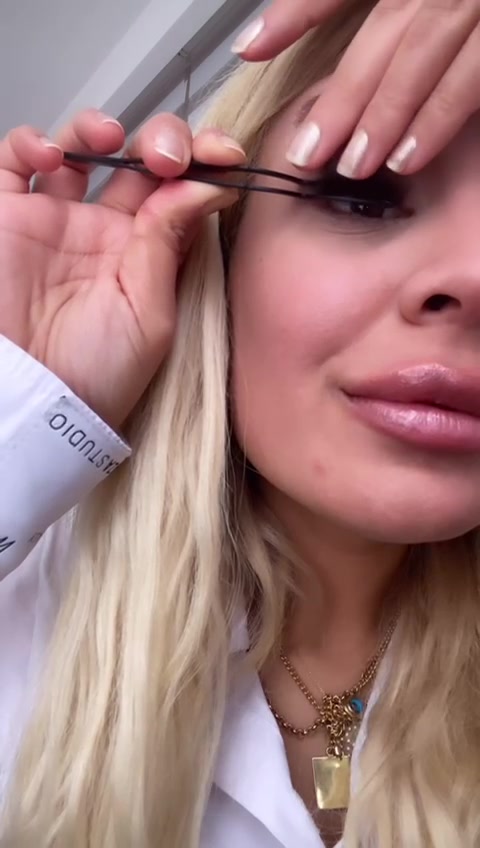 @Zeynebimmmlashes