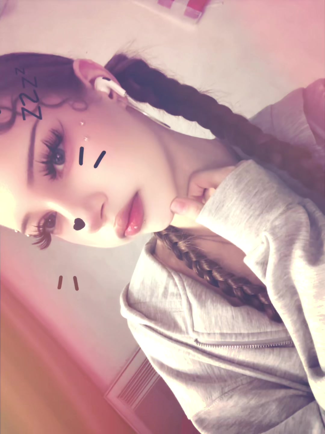 @divinyy#xD^-^