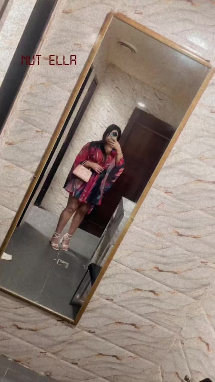 @Nut Ella