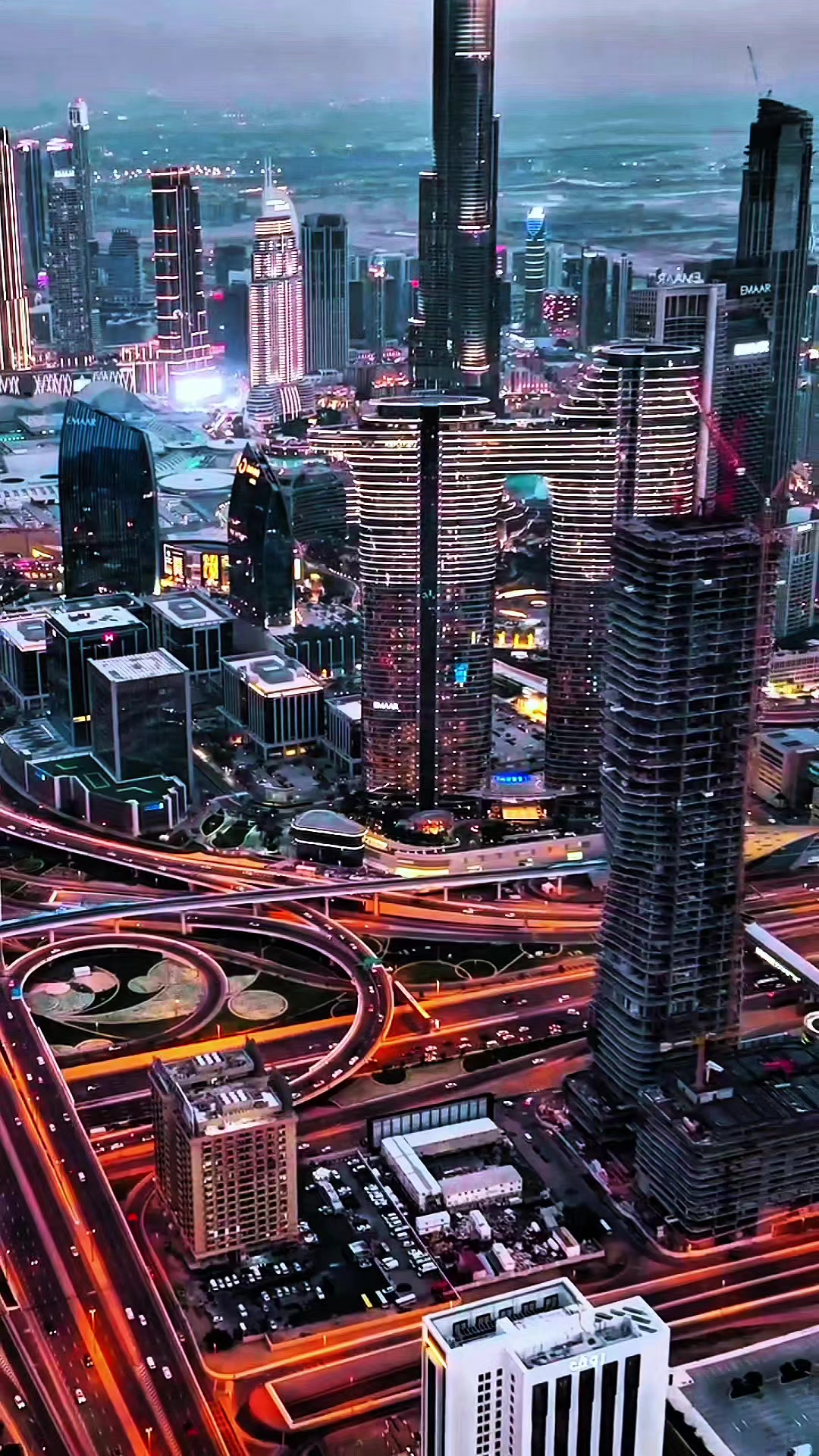 @dubai