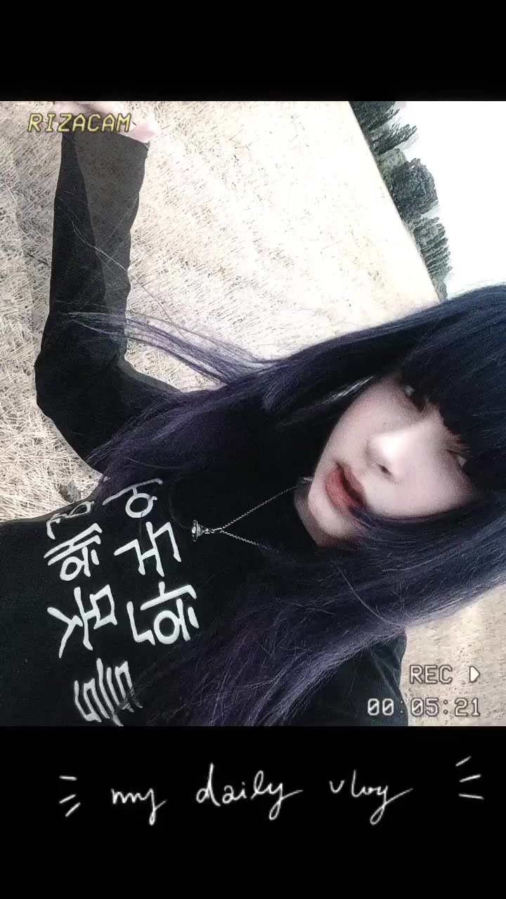 @Roxy🫐ロキシー