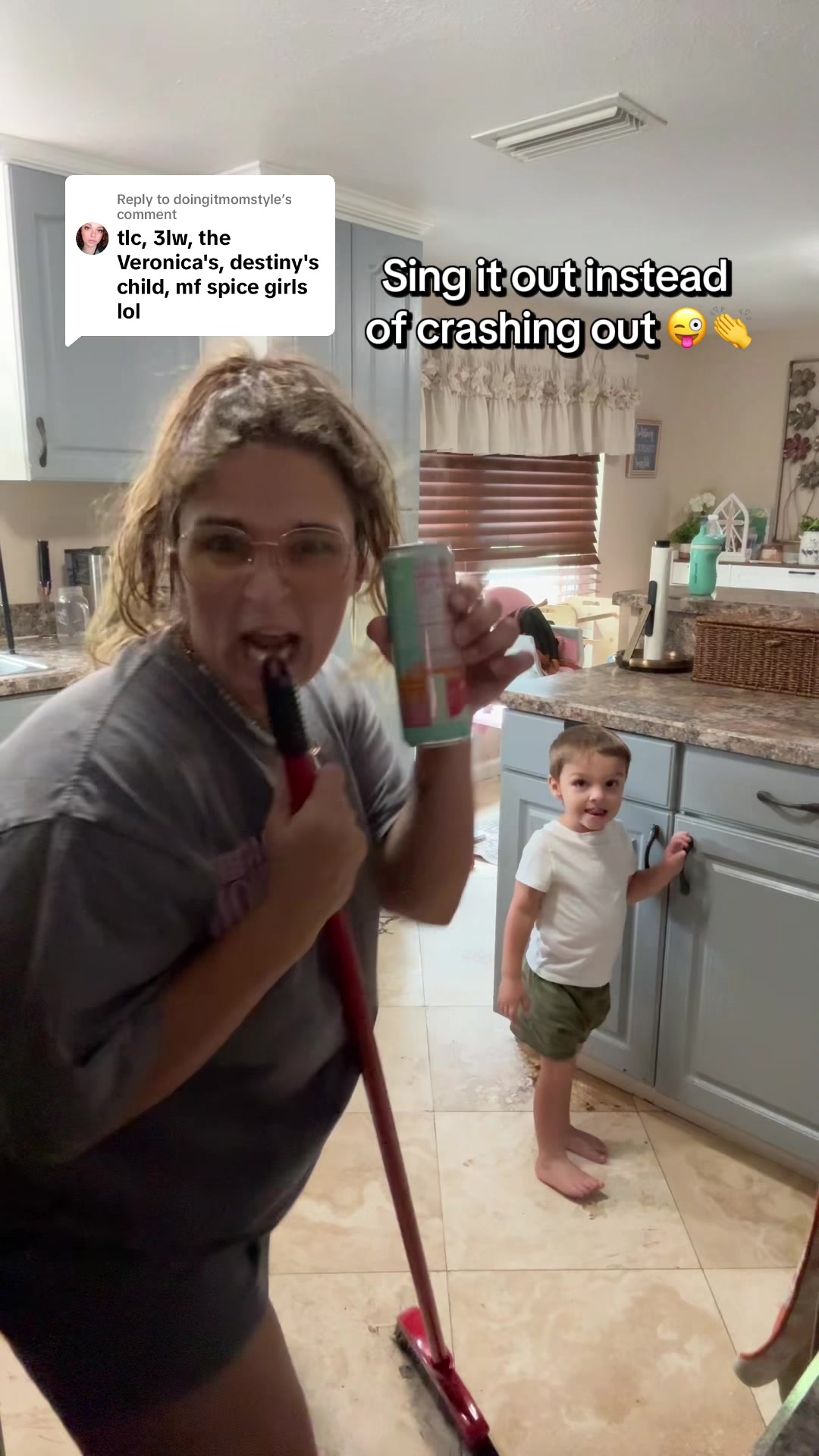 @Ashley | Mom Finds & more