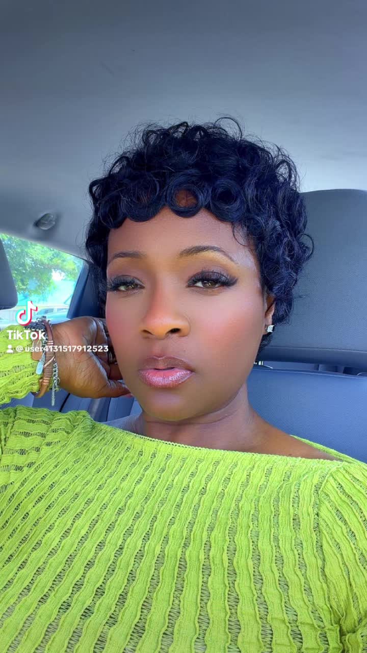 @AngelicEbony