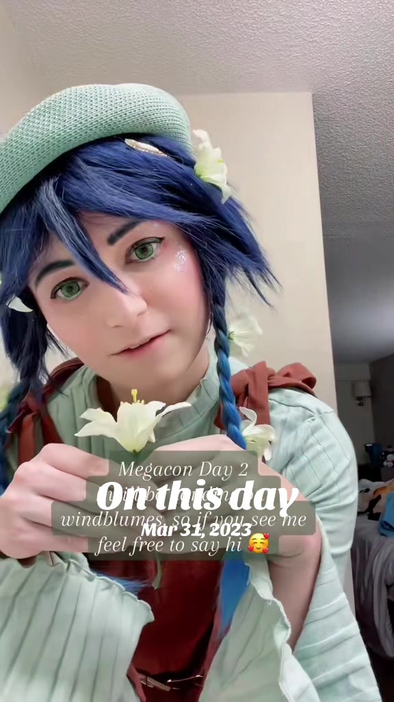 @✨Em✨
