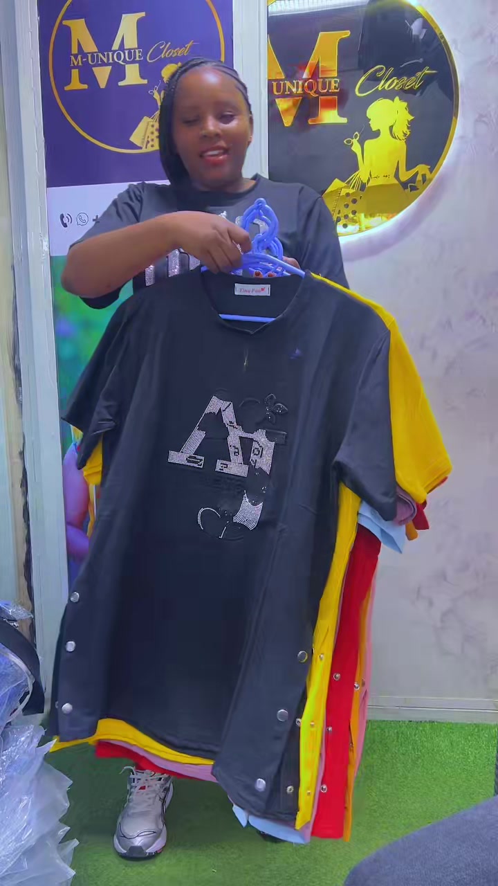 @M-unique closet// 0705606467