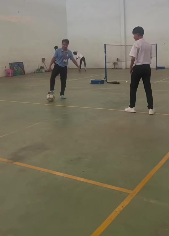 @Thầy Tân Sports