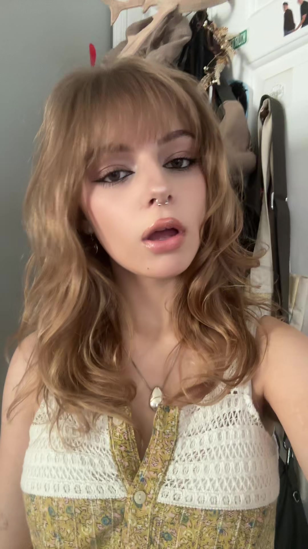 @🦢
