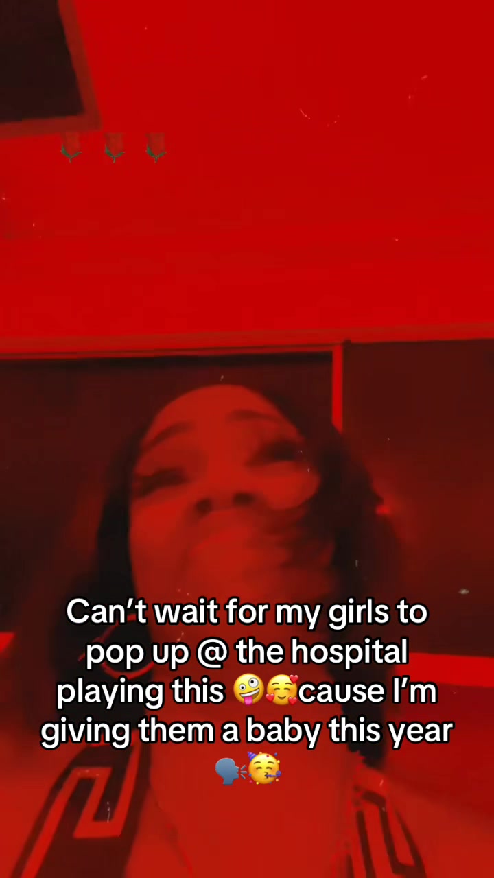 @ᑕᕼᖇIᔕᔕY👻🍭•◡̈•
