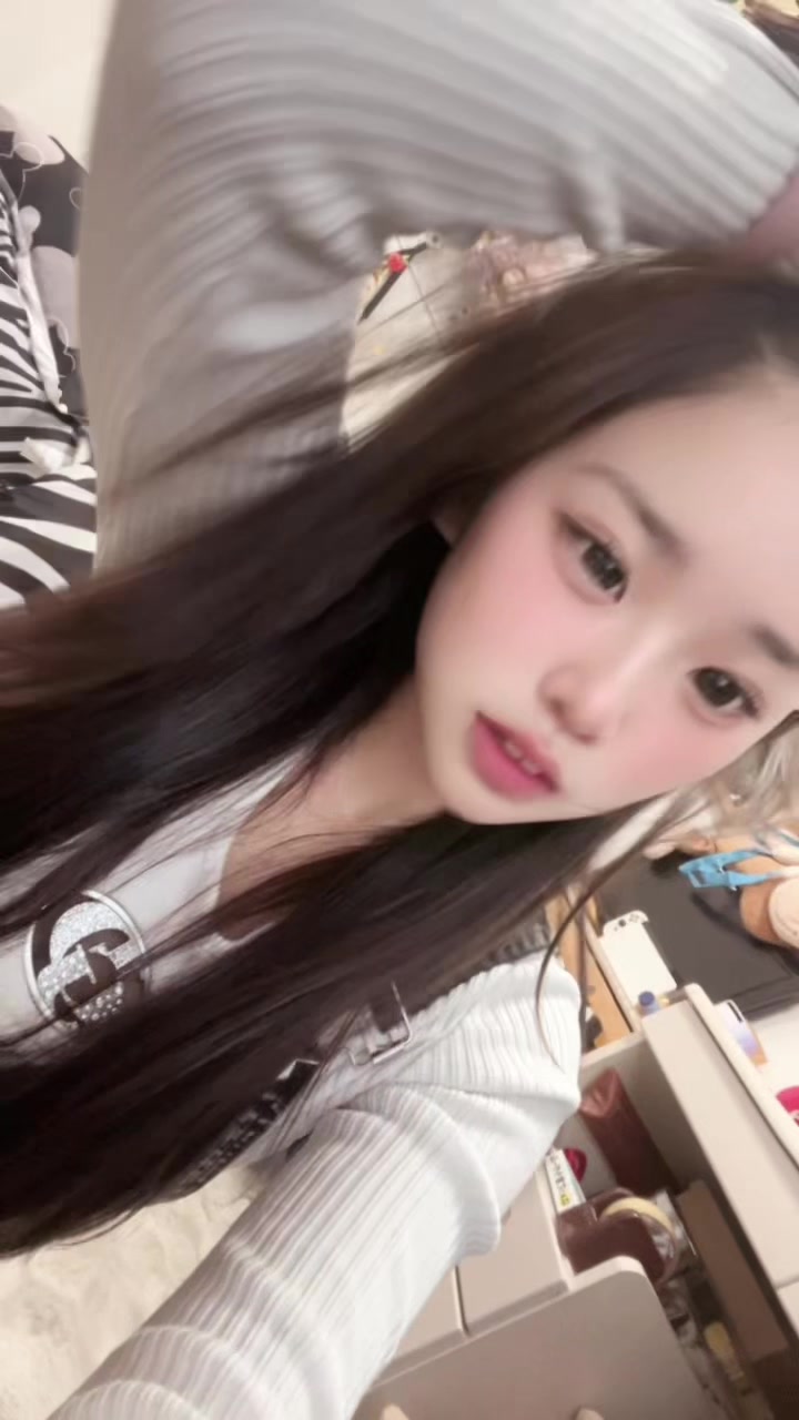 @ゆな☺︎