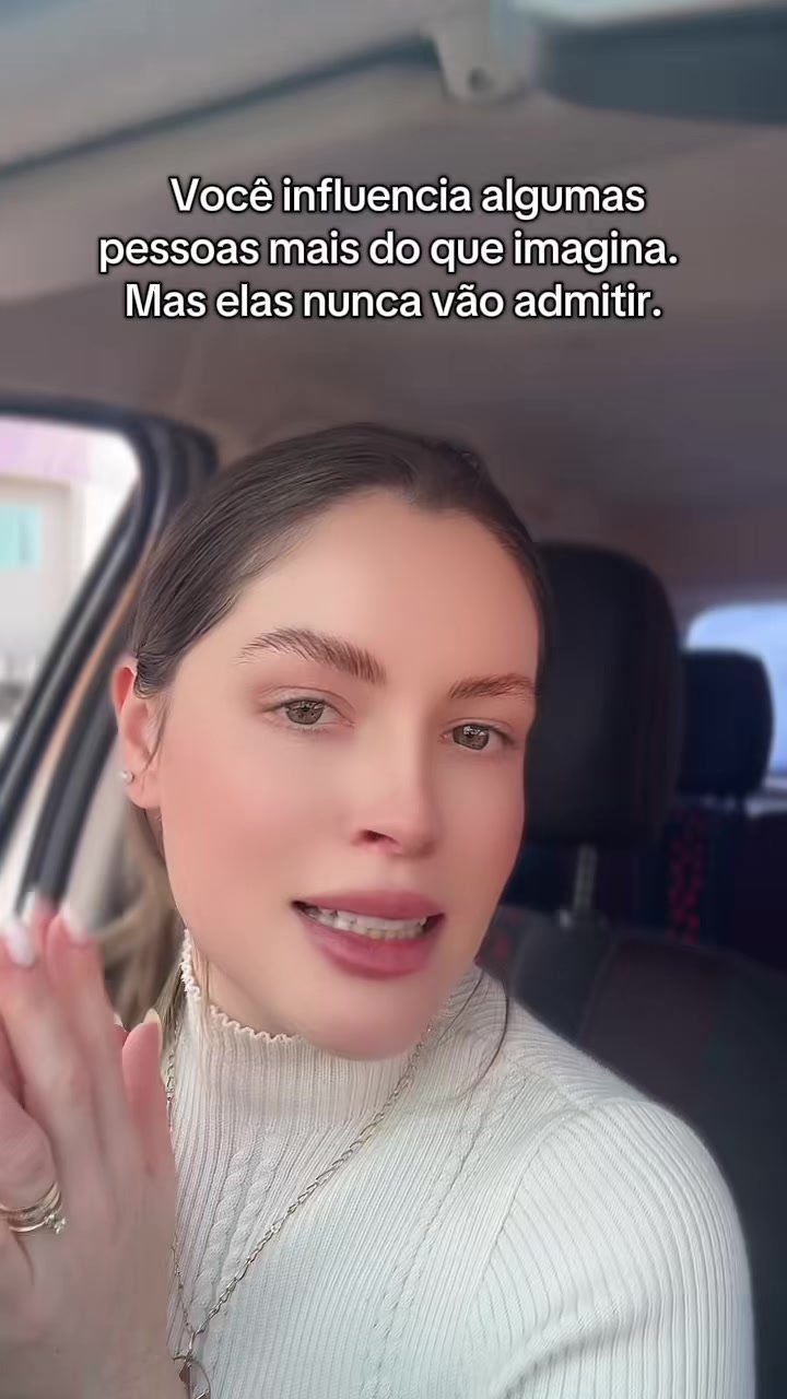 @Tainá Zunkowski (Tatá)