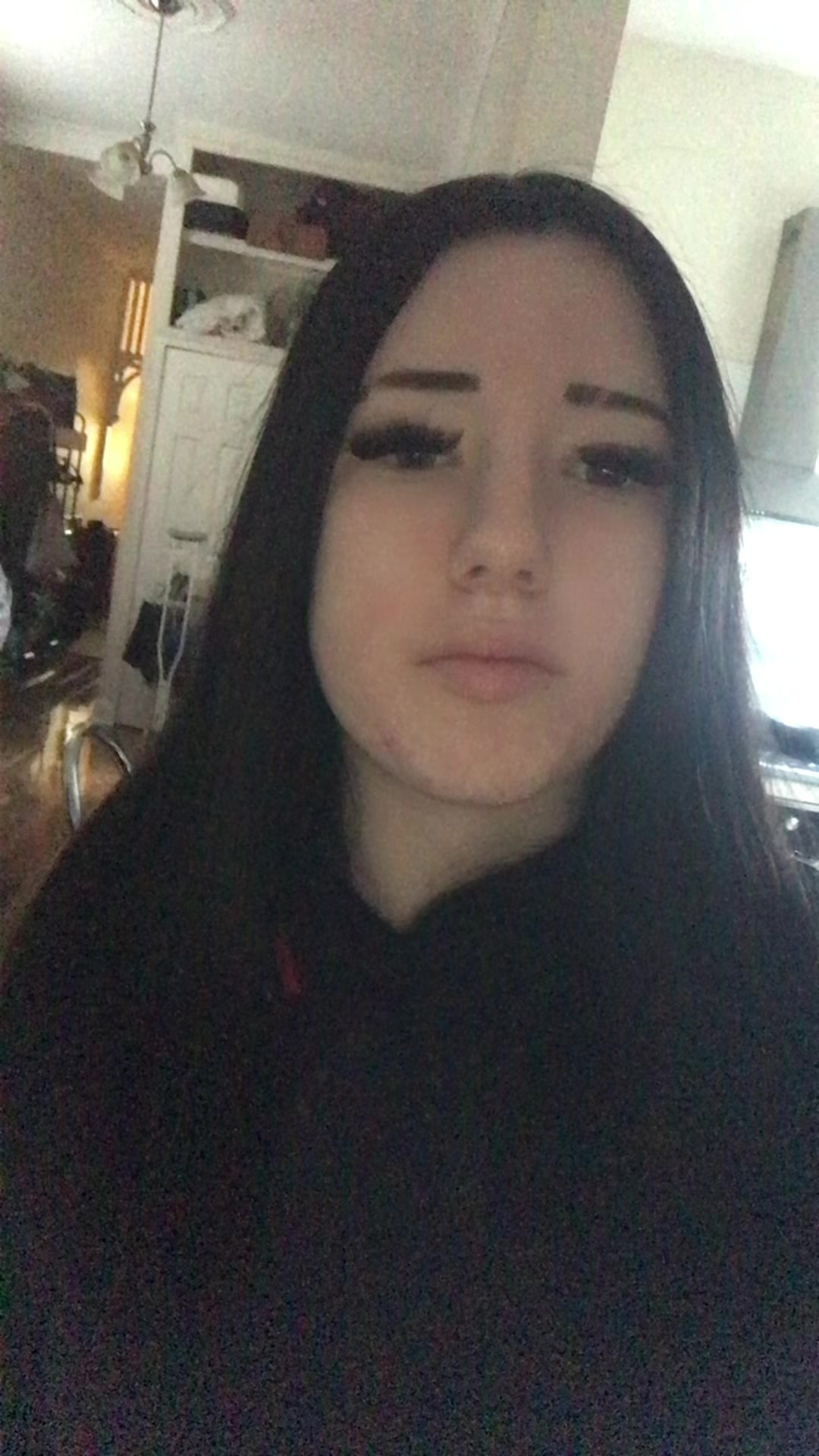 @Jaidah ⦯⃦̩&cap;⃥̸⃡⦮⃦̩
