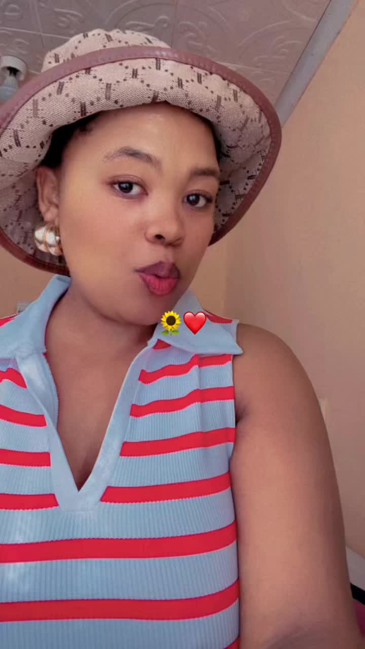 @Nomalungelo