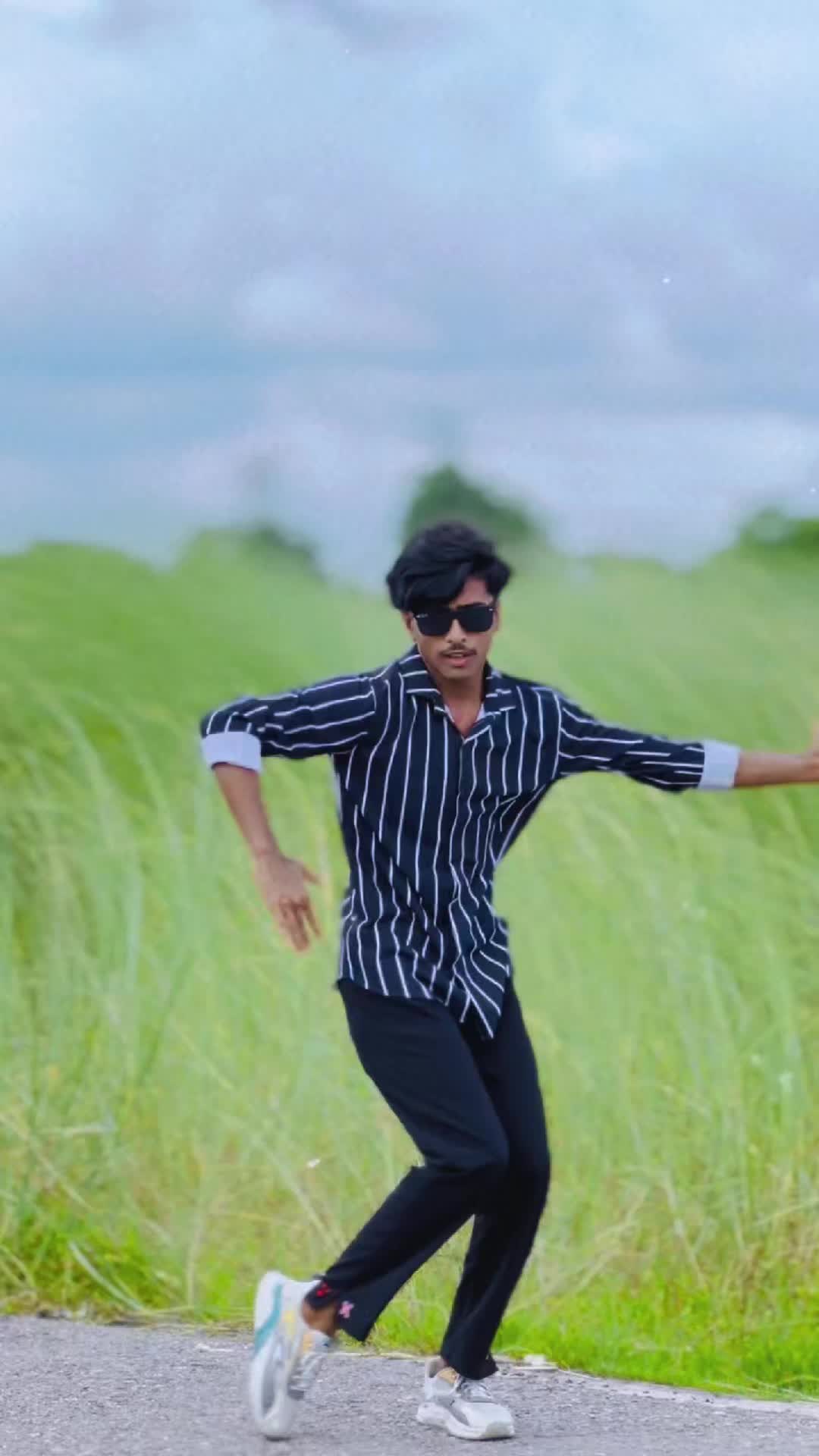@💫D A➤ARIYAN💫