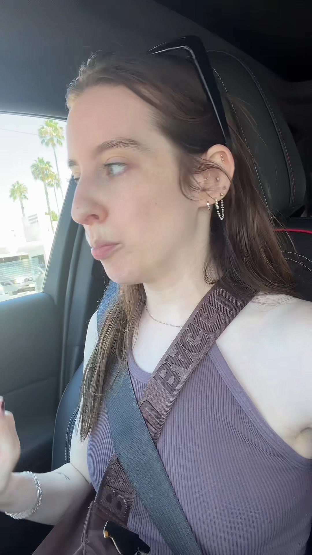 @carlyincontro