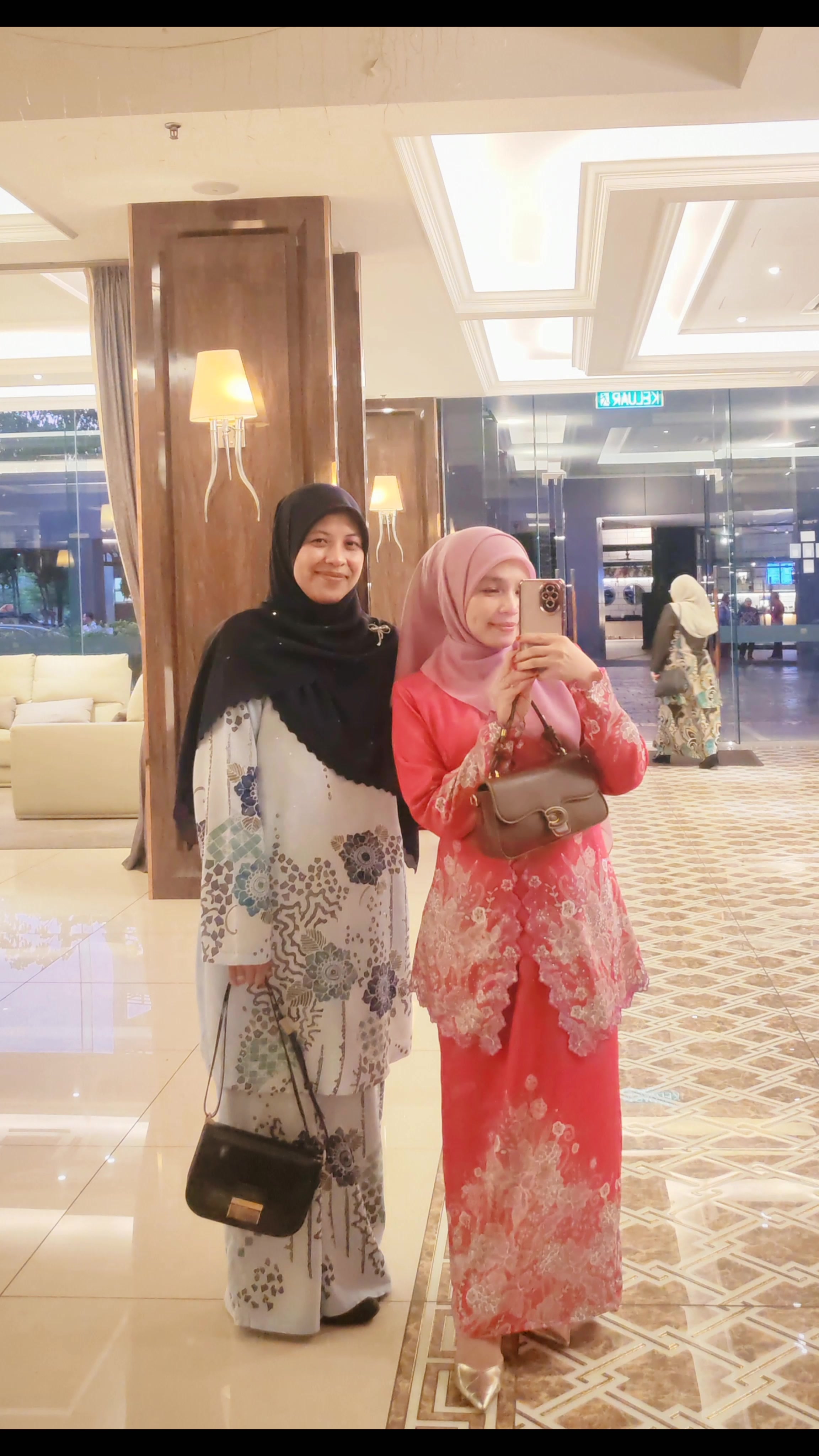 @Farah Marlieyana 🍉