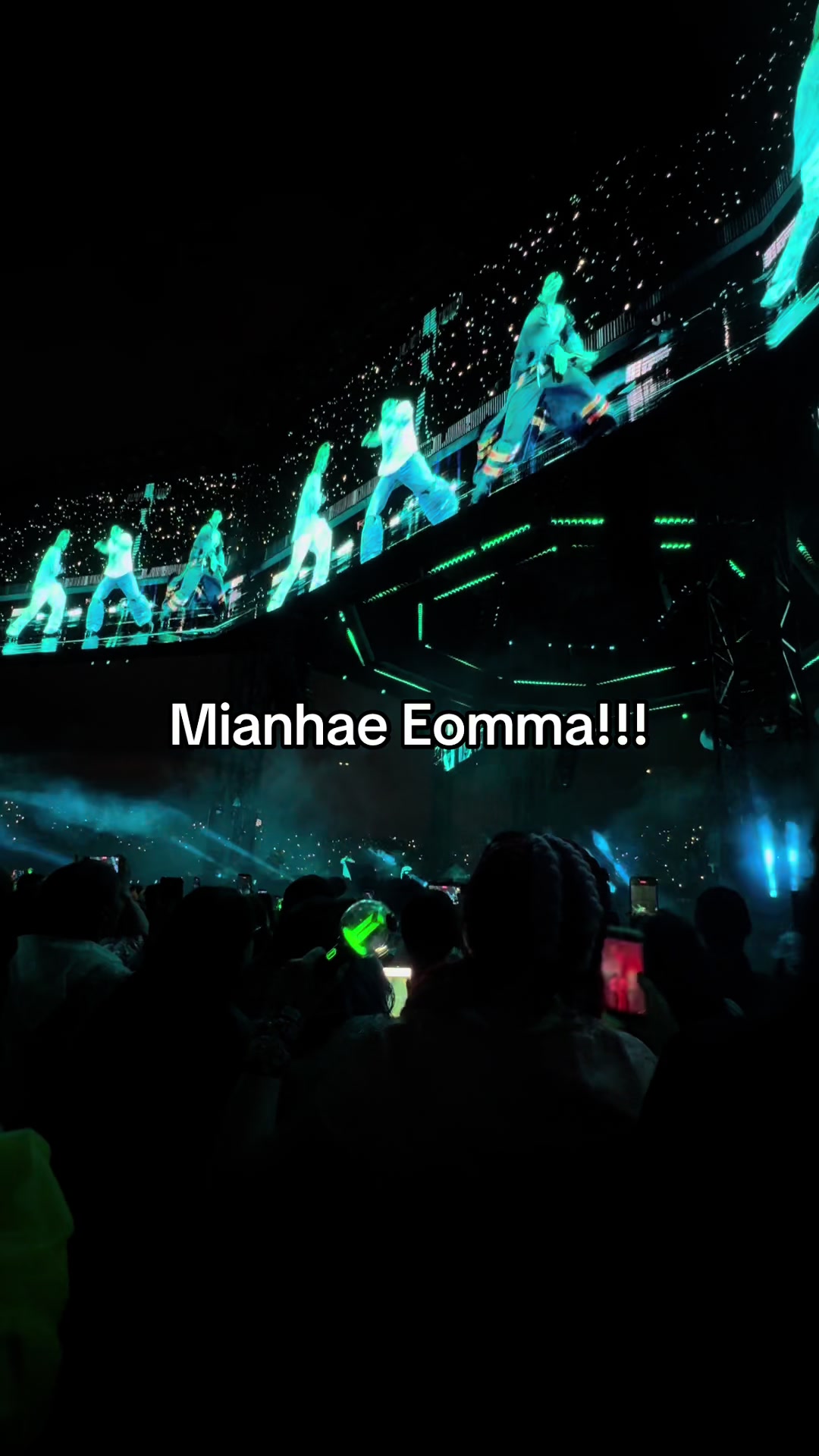 @Erin🎶🏎️🏒