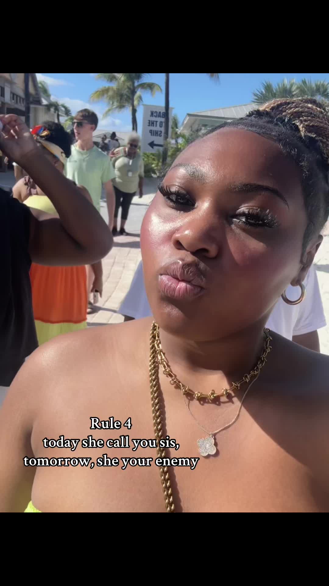 @sheiscunt