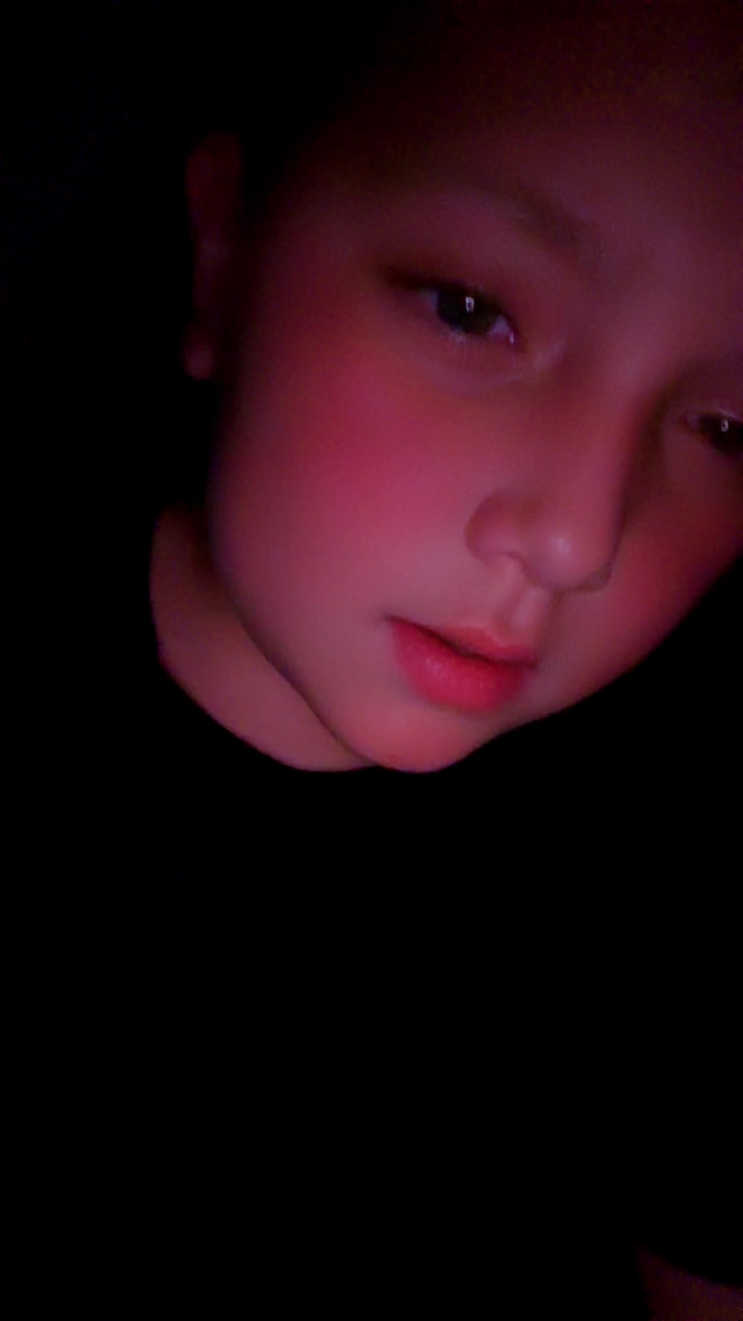 @…