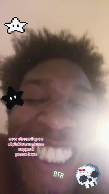 @BenjaminTheeREbeL