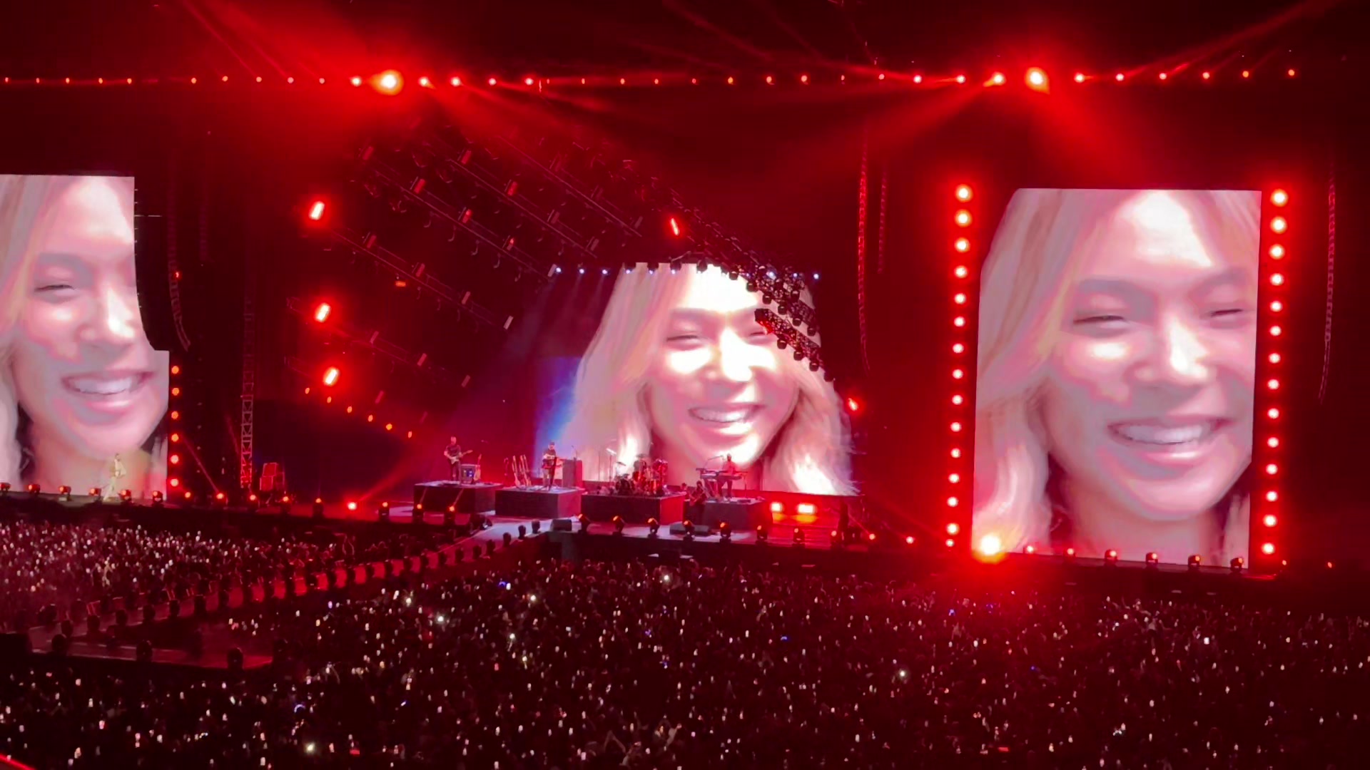 @Andar2NE1