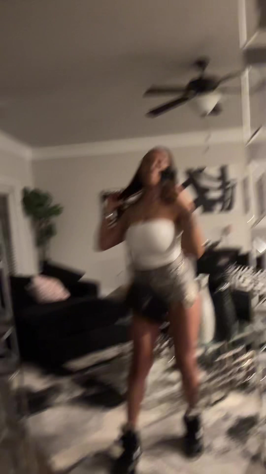 @whymanilol