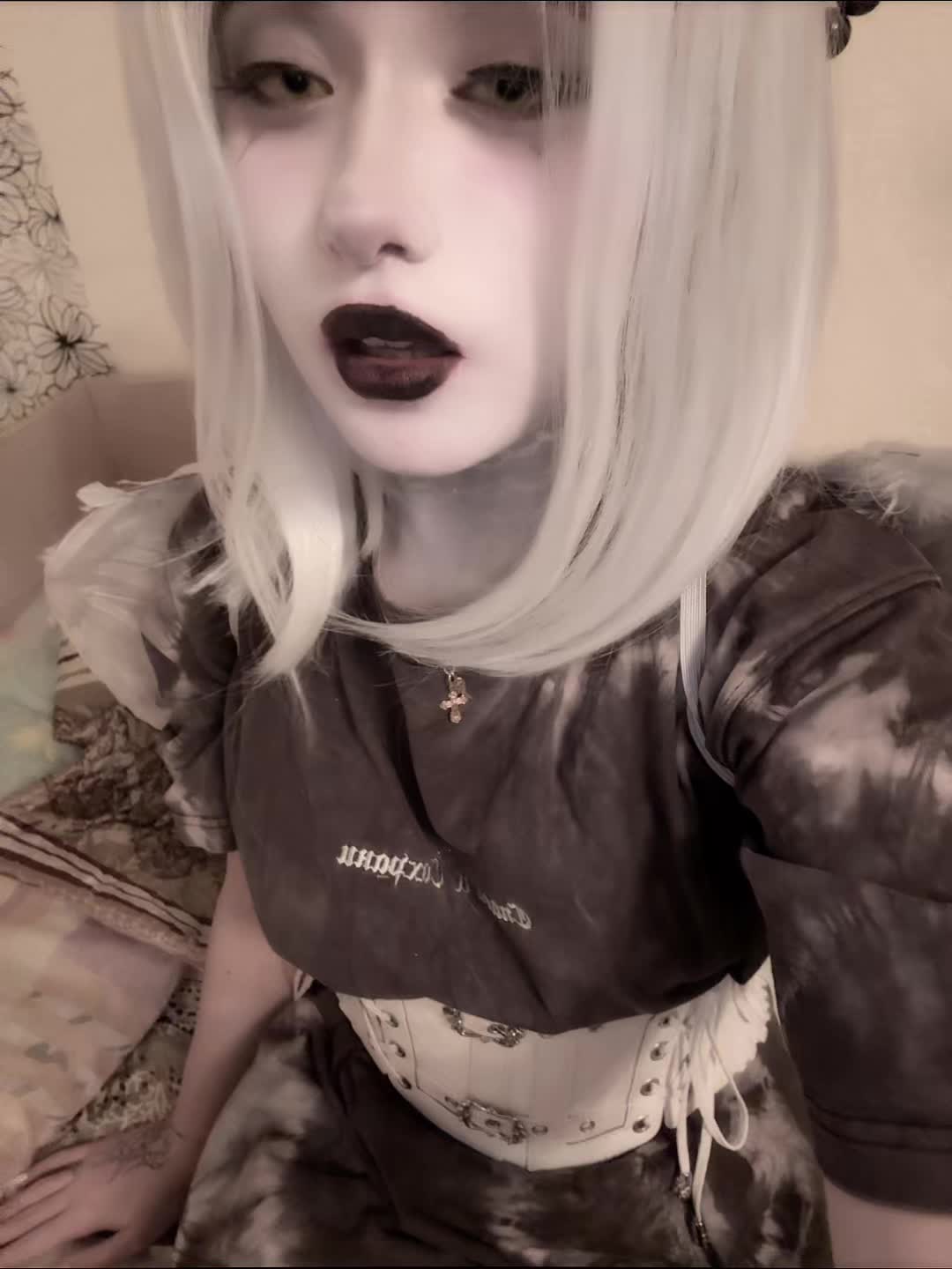 @𝖾𝗅𝗂.