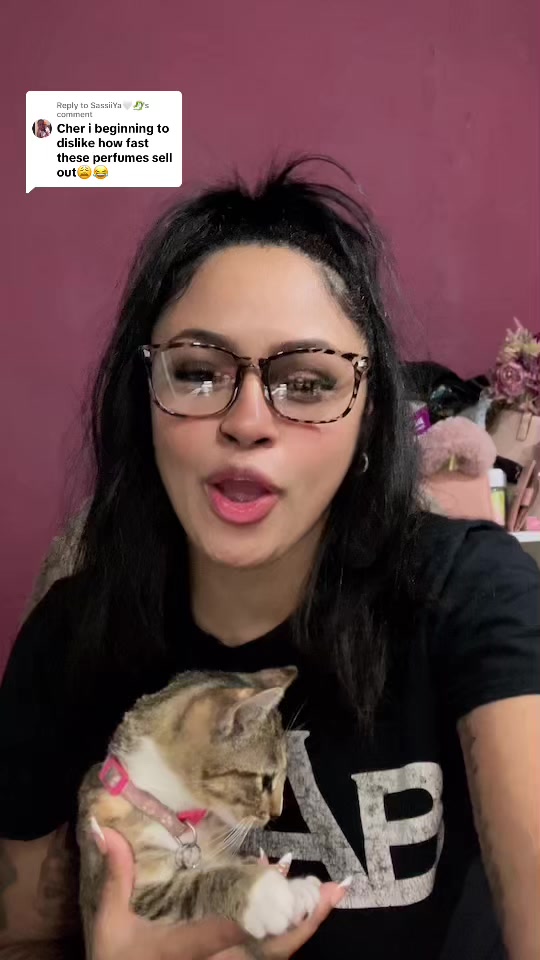 @cher🎗