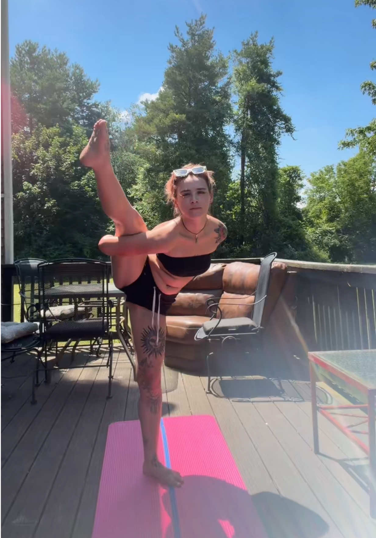 @lightscameronaction_
