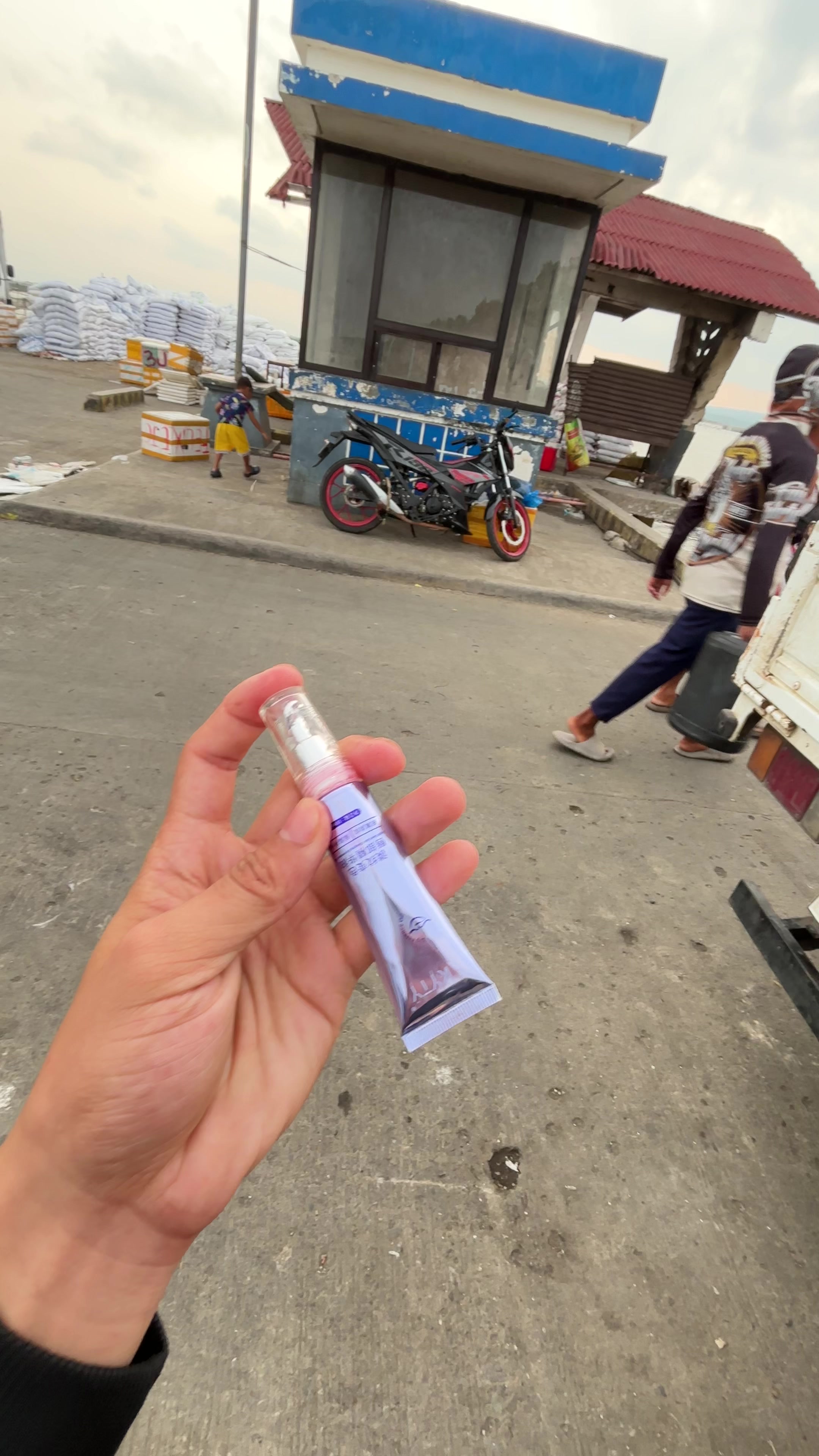 @KUYA NI JADE