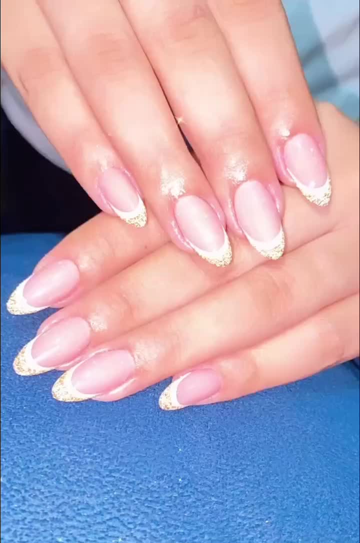 @karolnailsstudio_