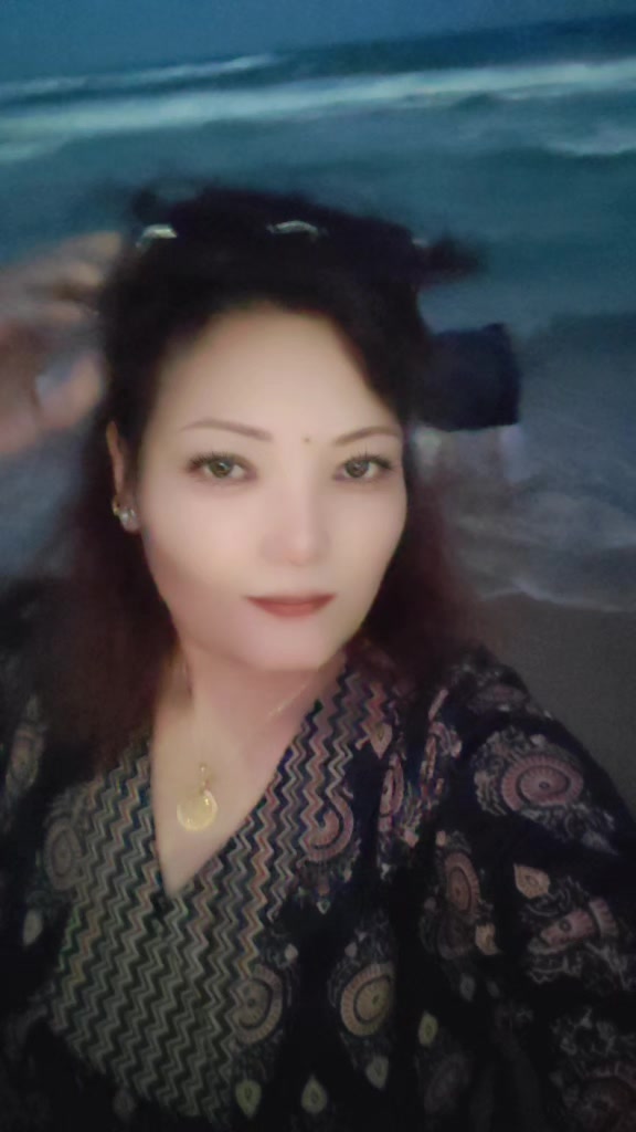 @💞Santi💞 Thapa 💞Rai💞