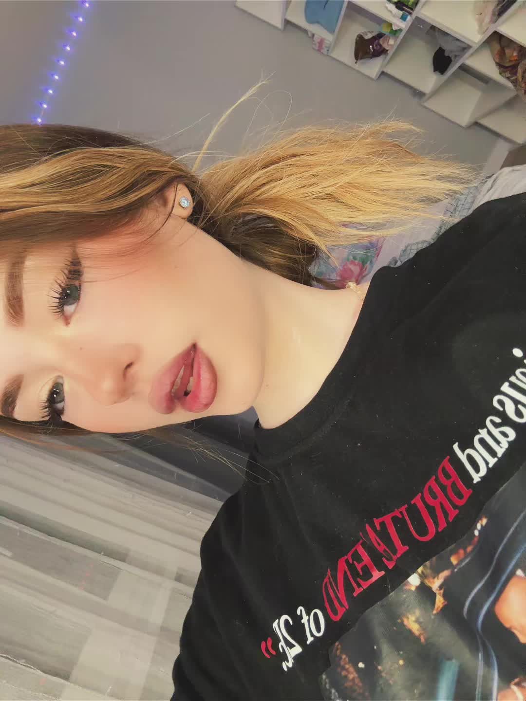 @тгк: ника яяя