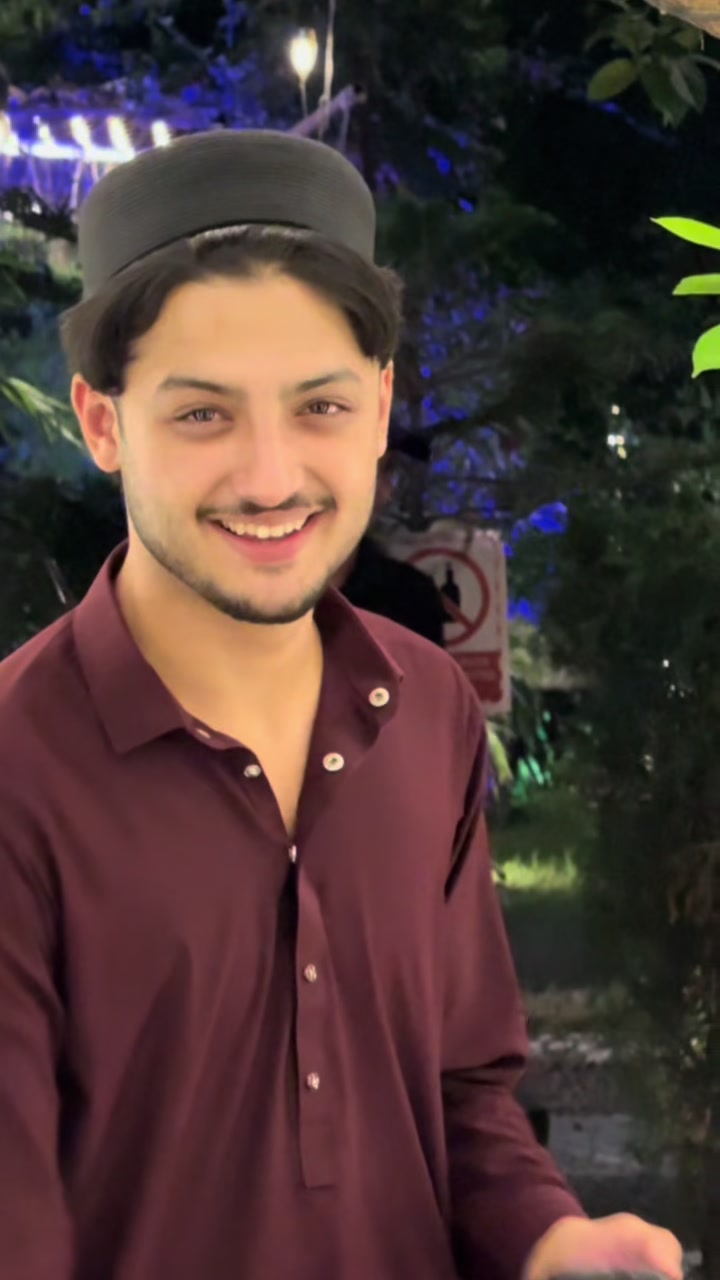 @Hussain_🫀