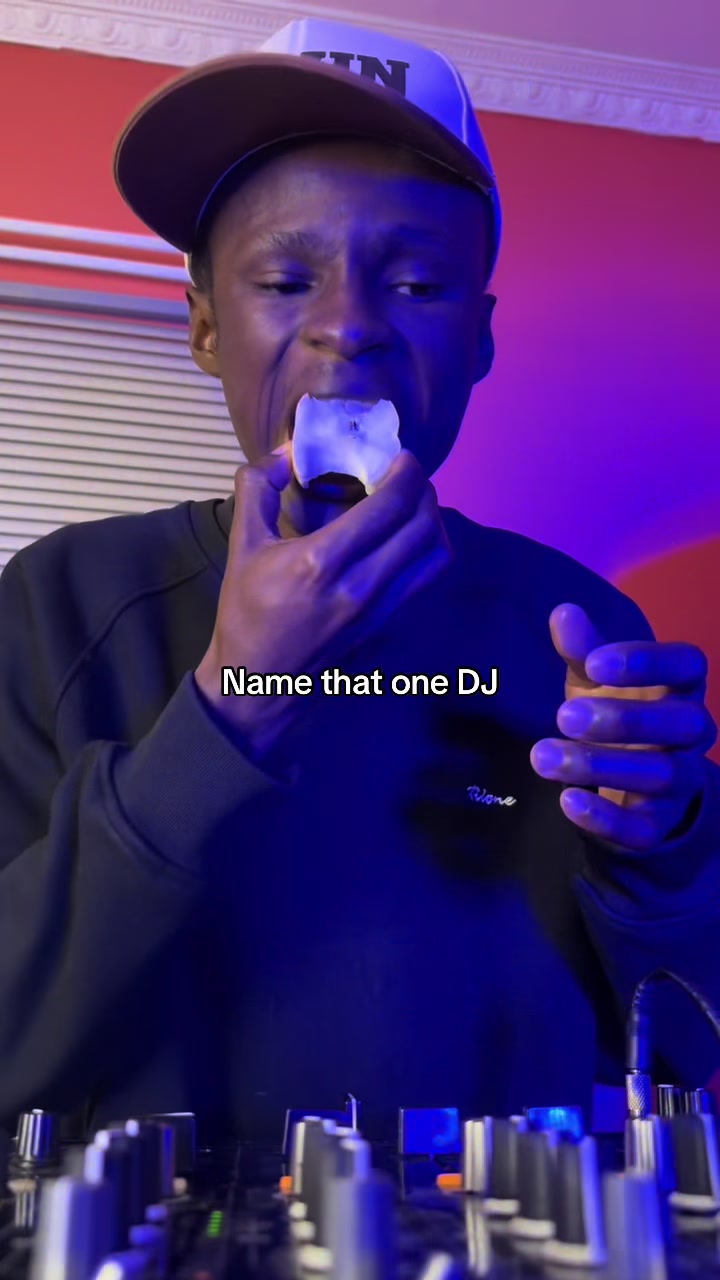 @Typeshii🥶