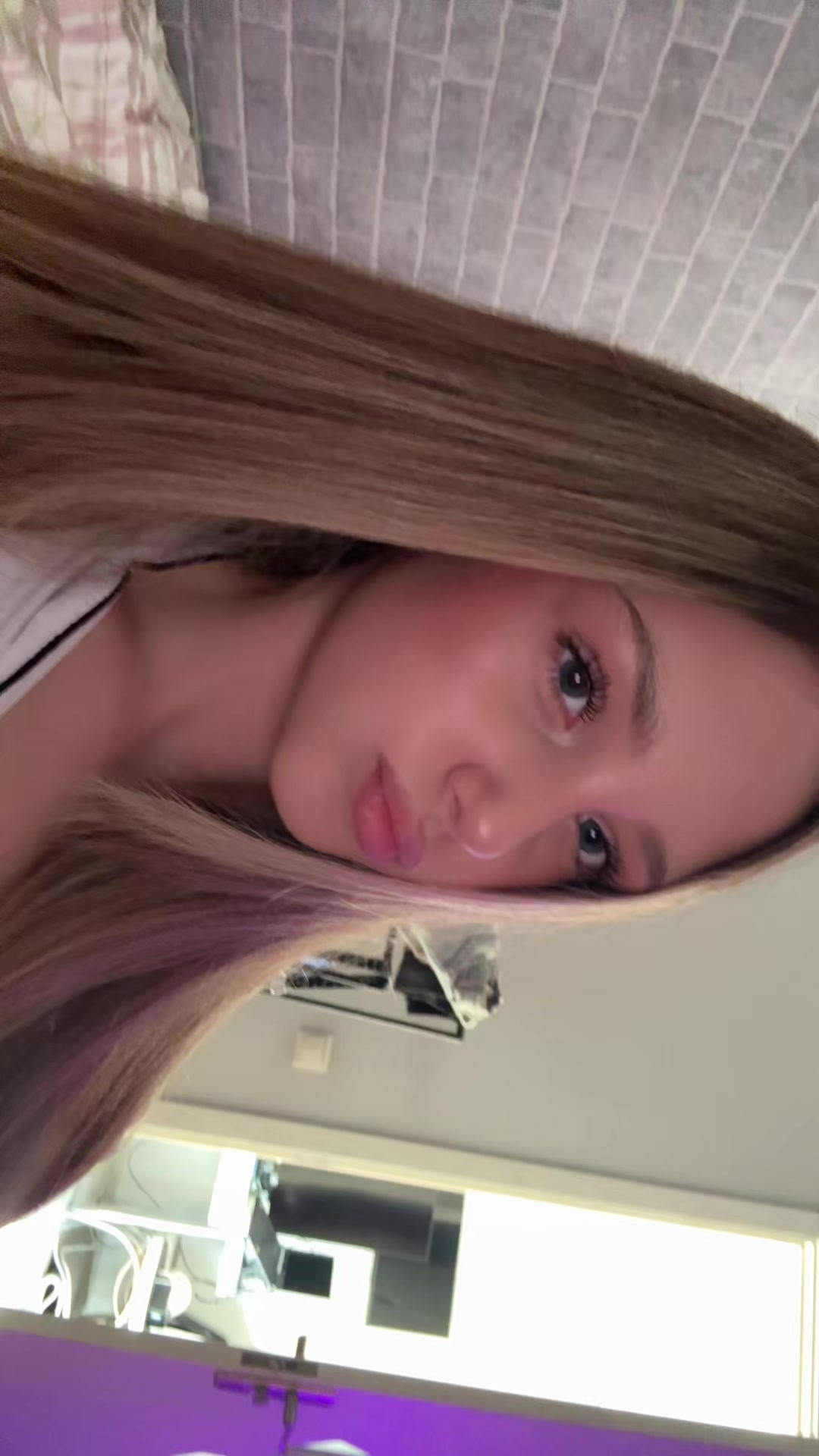 @вишенка🤙🏻