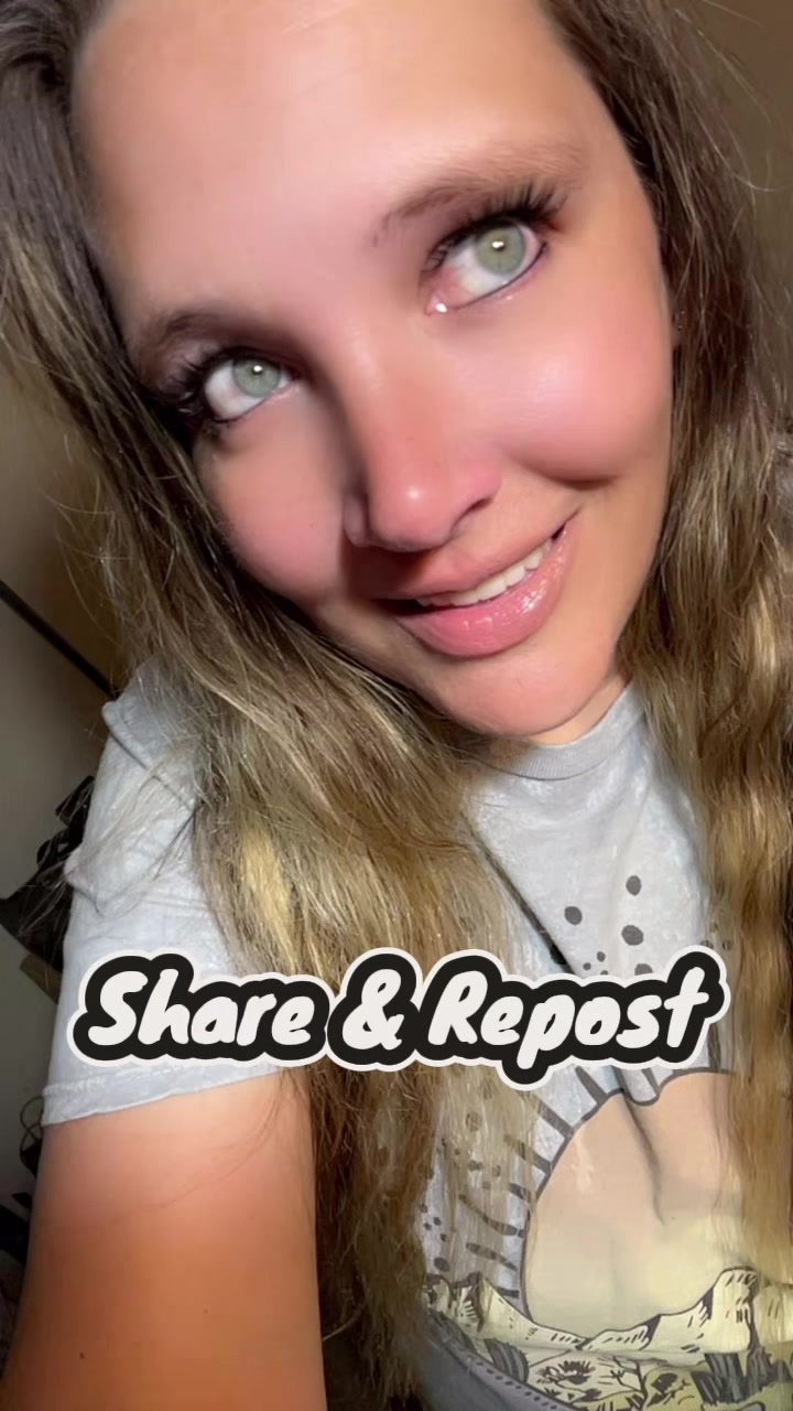 @greeneyednola