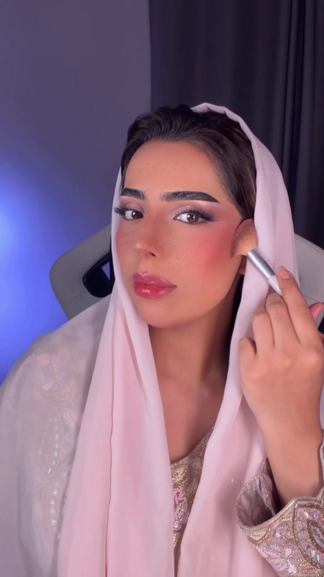 @Amina