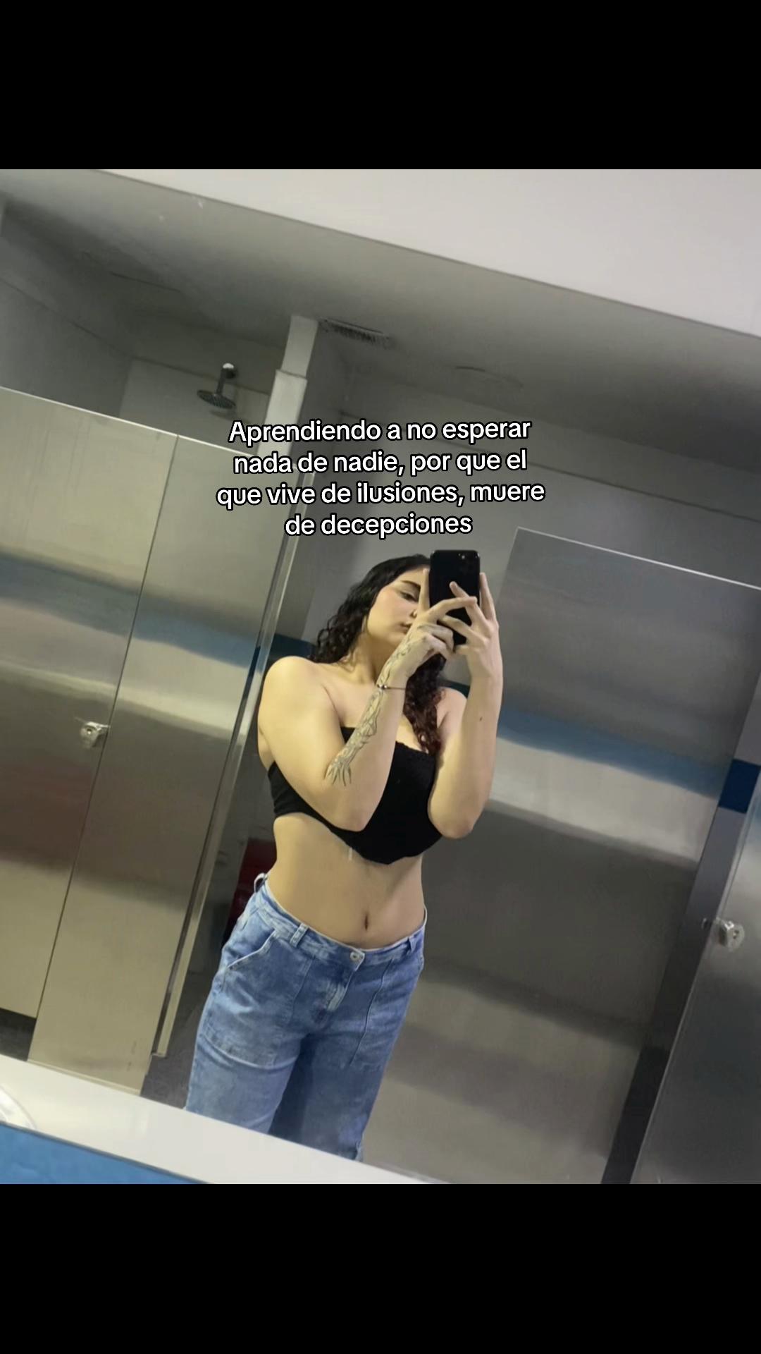 @Ari444