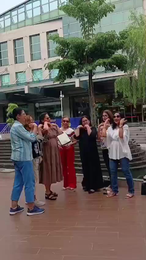 @AuntyBinsi