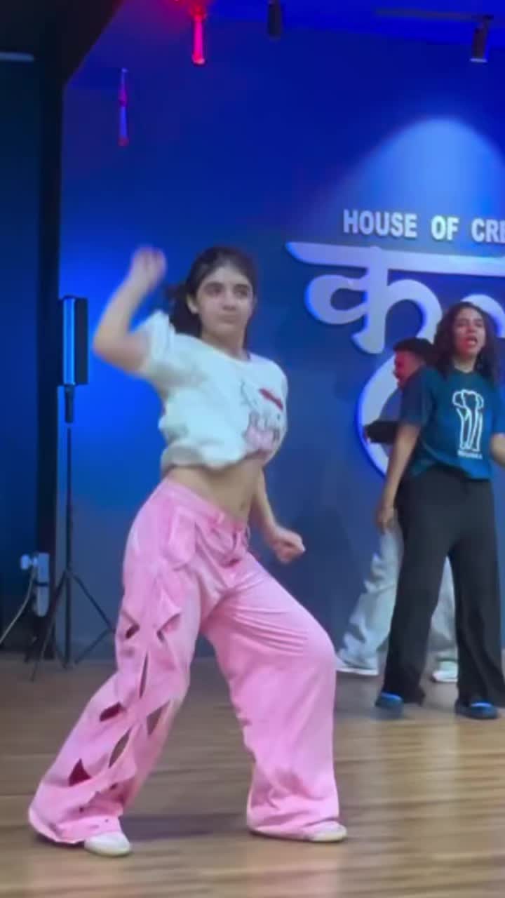 @CRAZY DANCING FACTORY💃🏿🕺